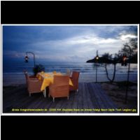 12553 434 Abschieds Essen am Strand Pelangi Beach Idylle Tisch Langkawi.jpg
